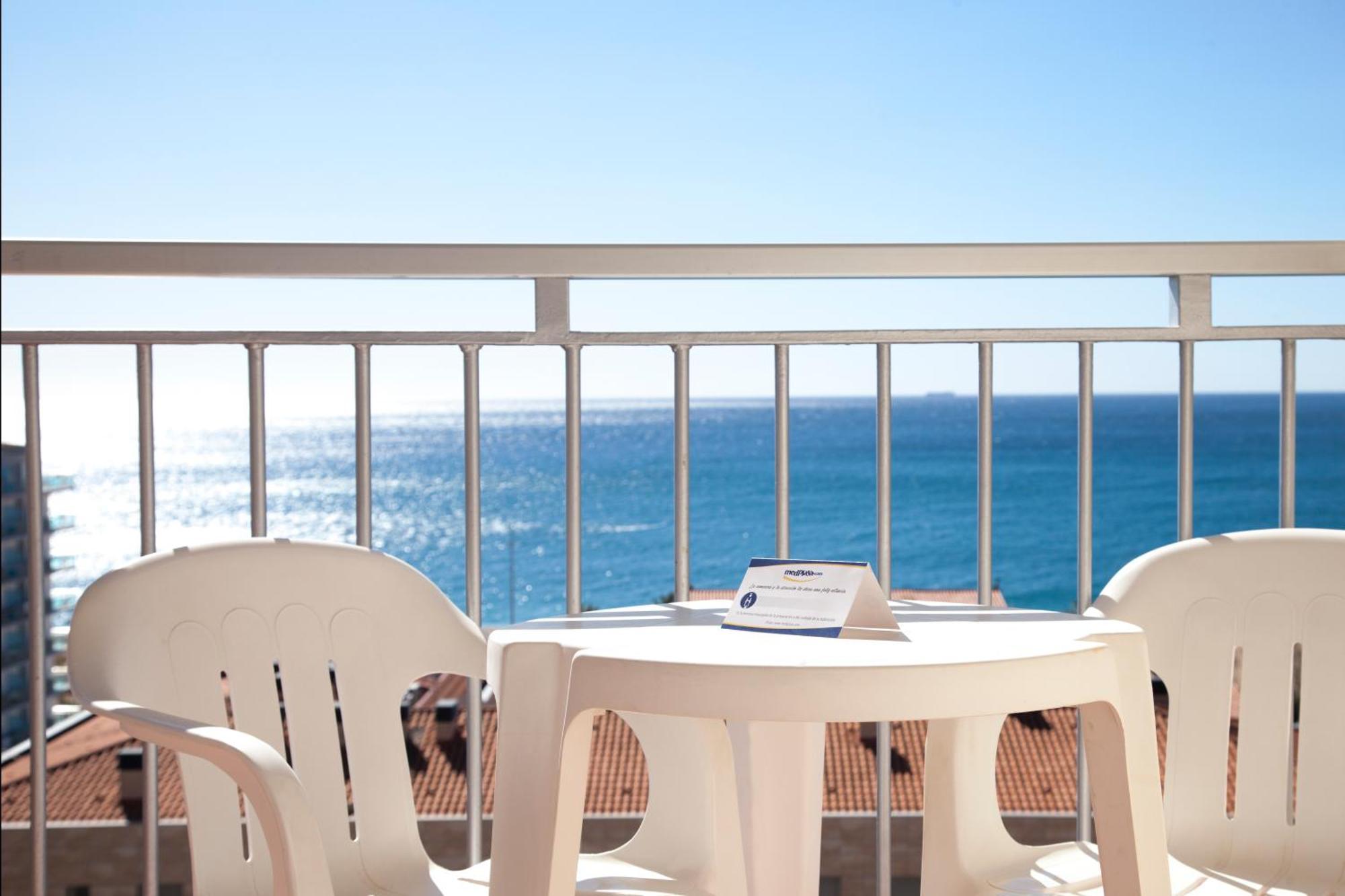 Habitación Doble con vistas al mar - 1 o 2 camas (3 adultos)